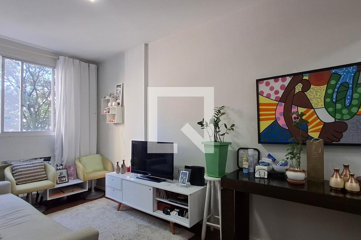 Apartamento à Venda - Cambuí, 1 Quarto,  50 m2 em , Campinas - sp | SoloBR