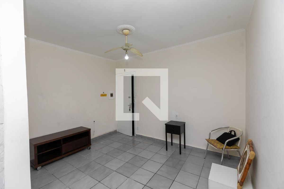 Apartamento à Venda - Centro, 1 Quarto,  51 m2 em , Campinas - sp | SoloBR