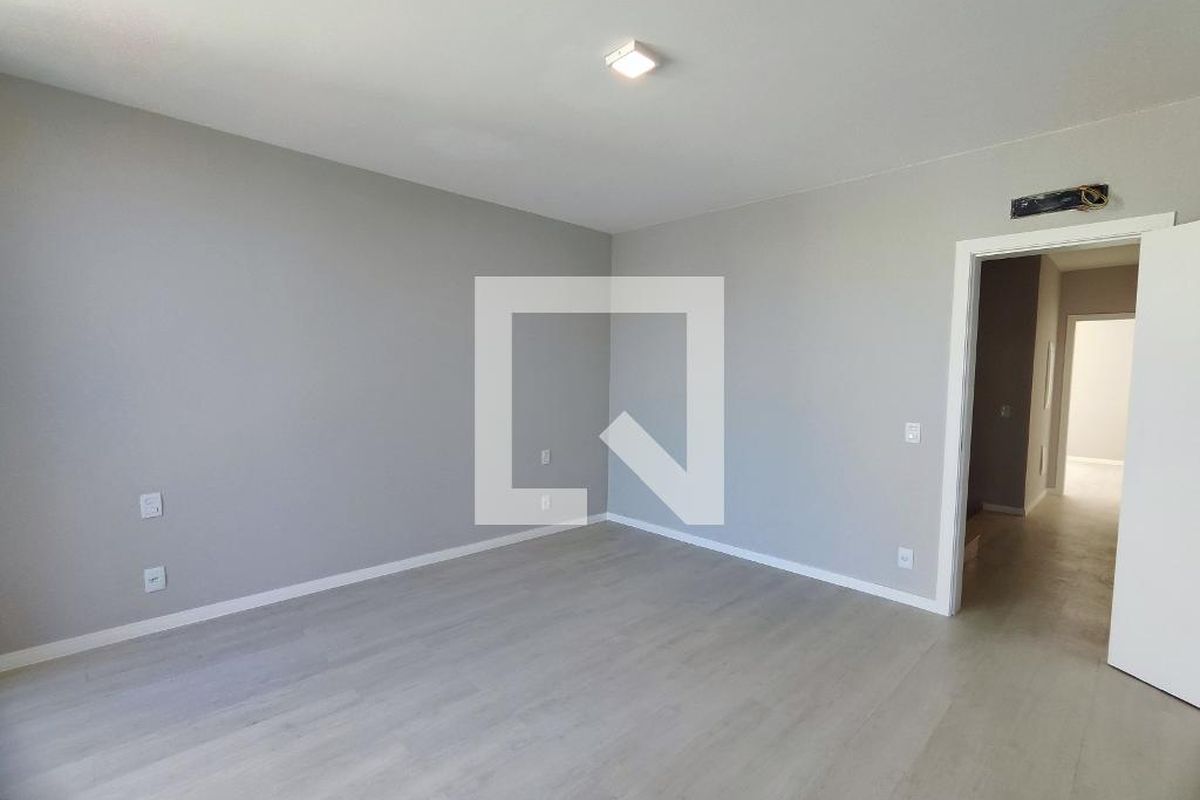 Casa, 4 quartos, 350 m² - Foto 24