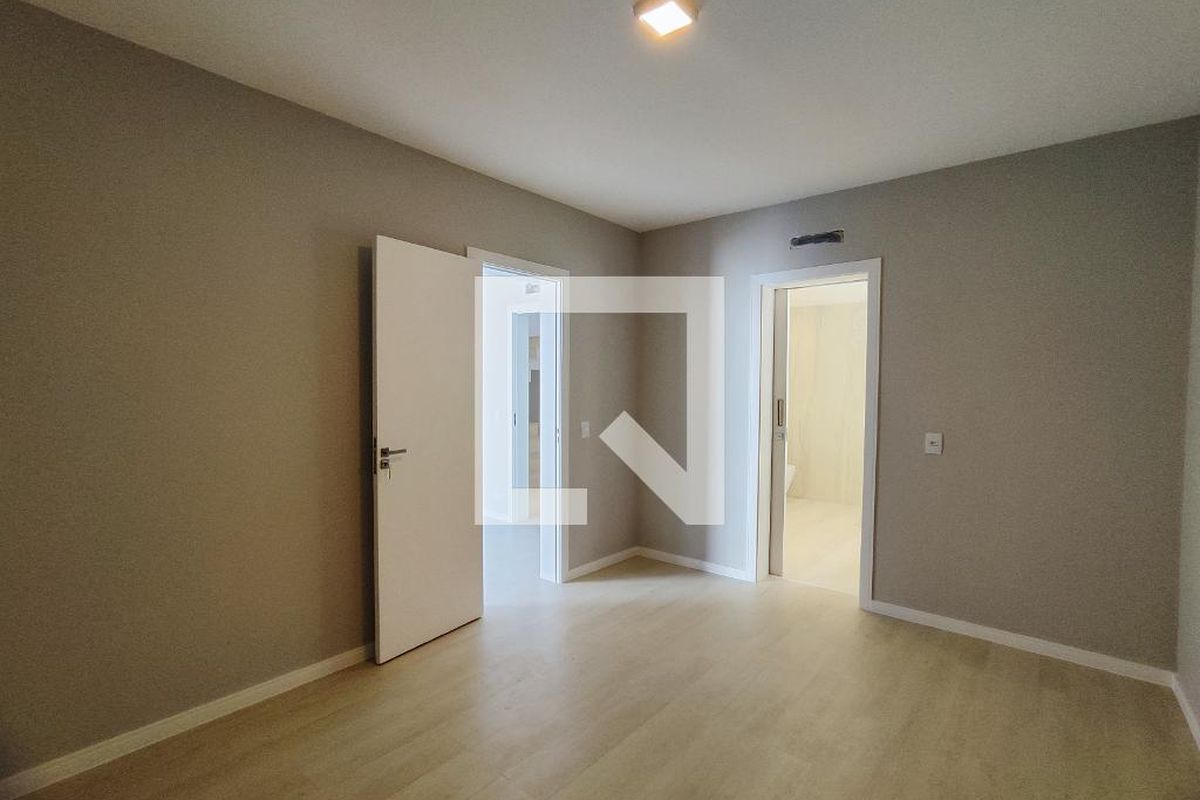 Casa, 4 quartos, 350 m² - Foto 27