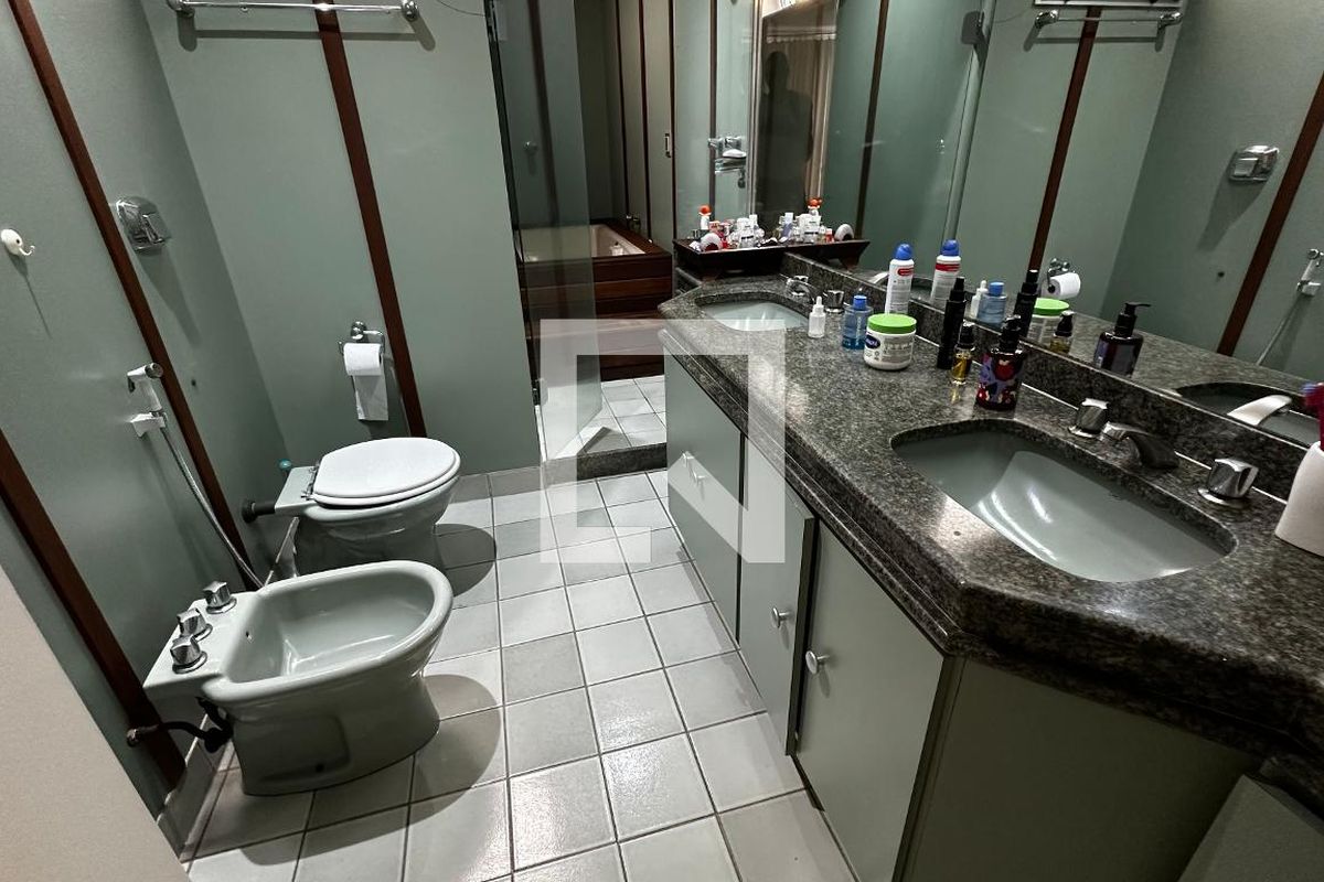 Apartamento, 3 quartos, 208 m² - Foto 24
