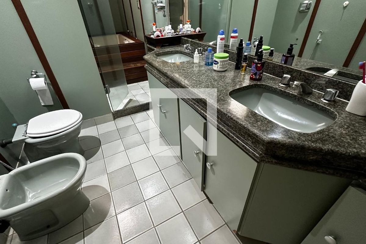 Apartamento, 3 quartos, 208 m² - Foto 21