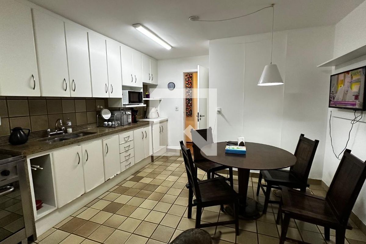Apartamento, 3 quartos, 208 m² - Foto 36