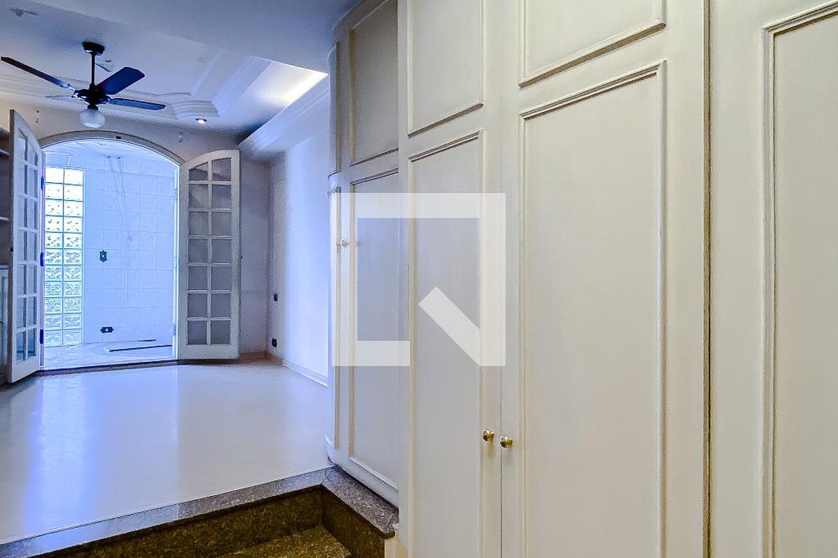 Casa, 4 quartos, 390 m² - Foto 37