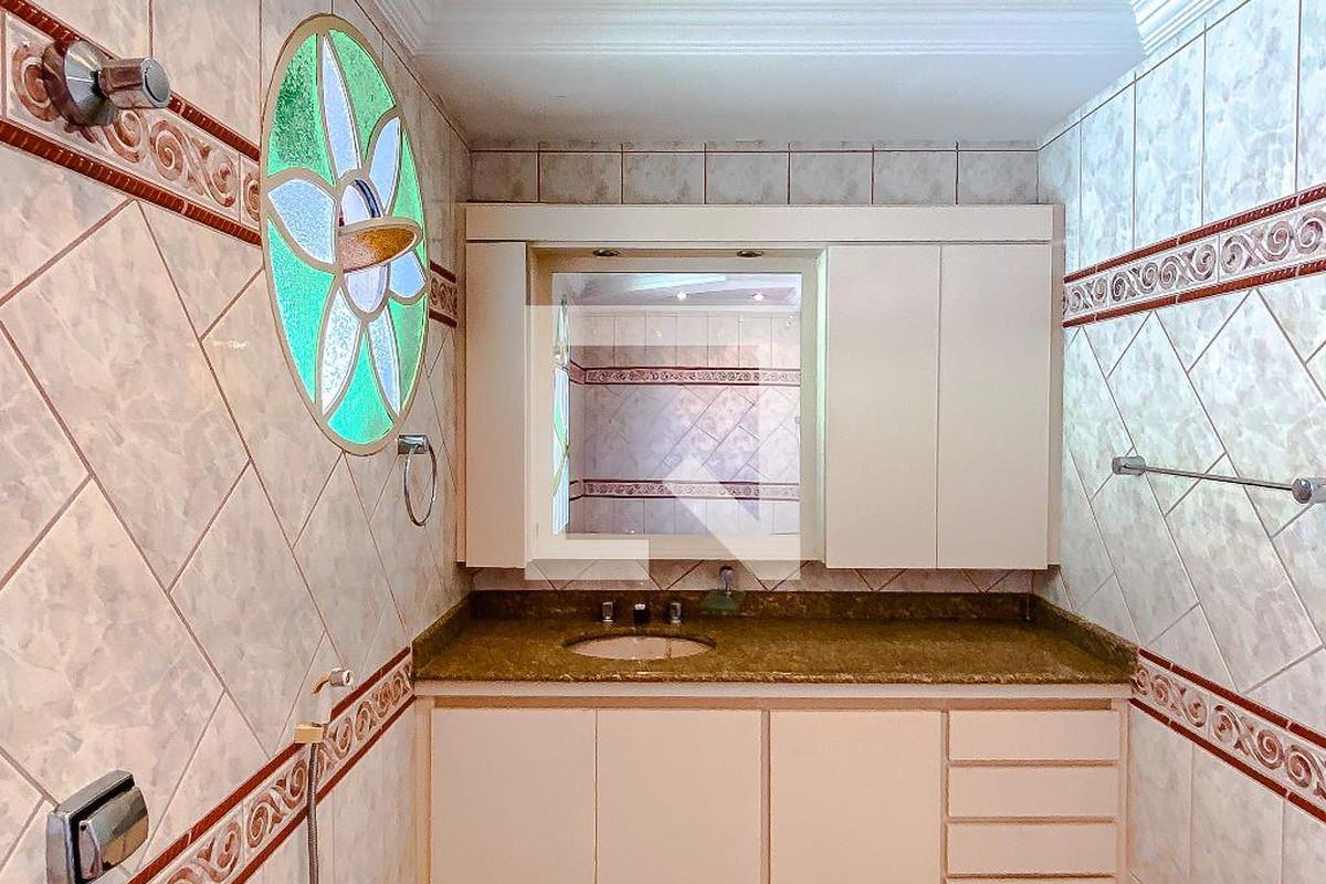 Casa, 4 quartos, 390 m² - Foto 47