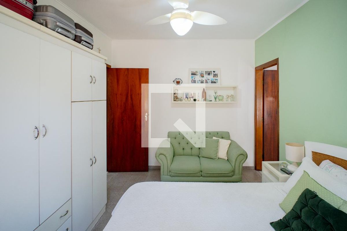 Casa, 3 quartos, 200 m² - Foto 14