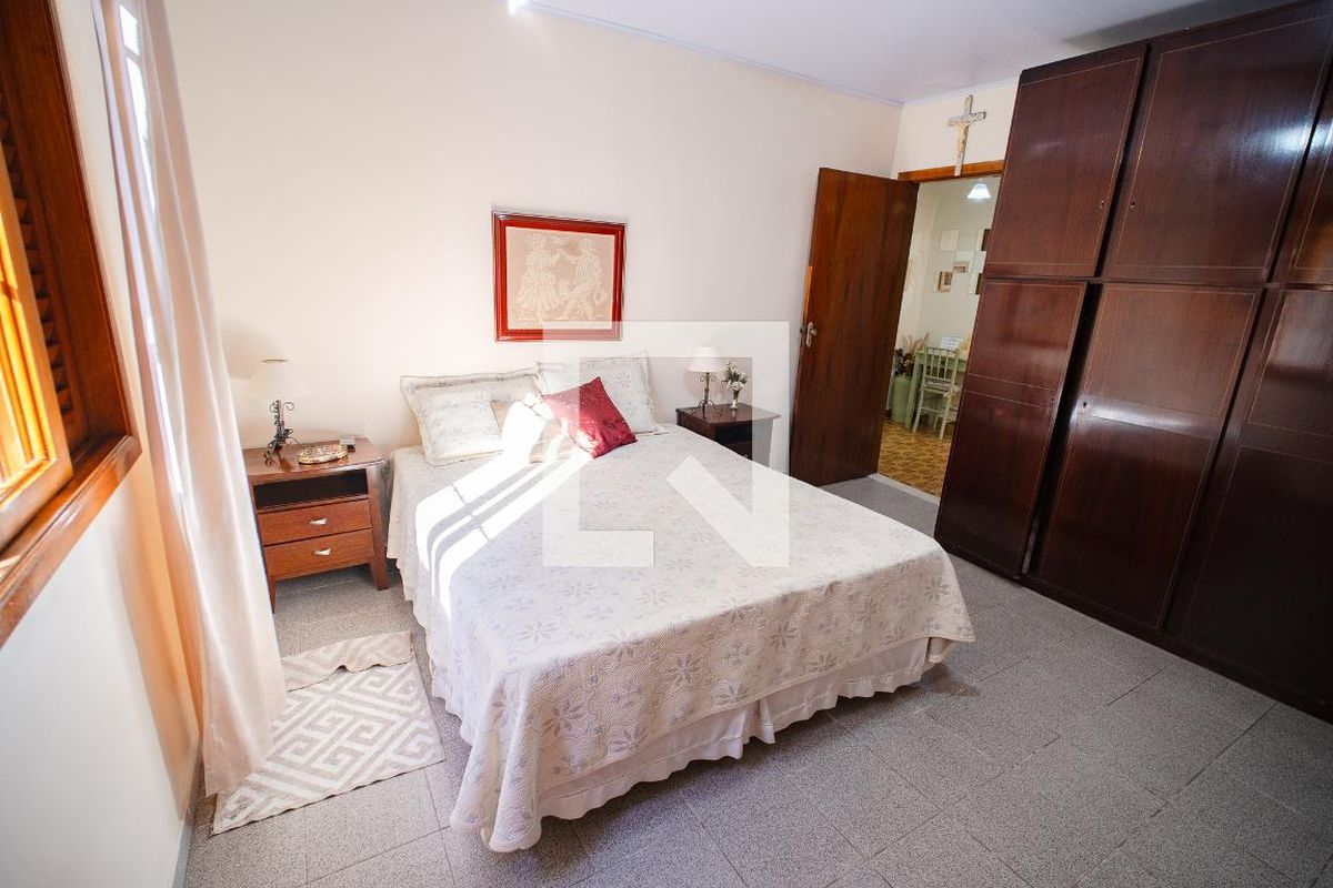 Casa, 3 quartos, 200 m² - Foto 8