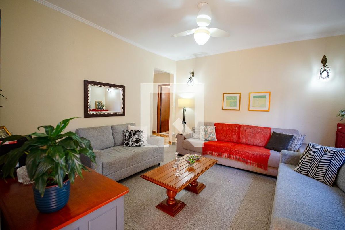 Casa, 3 quartos, 200 m² - Foto 2