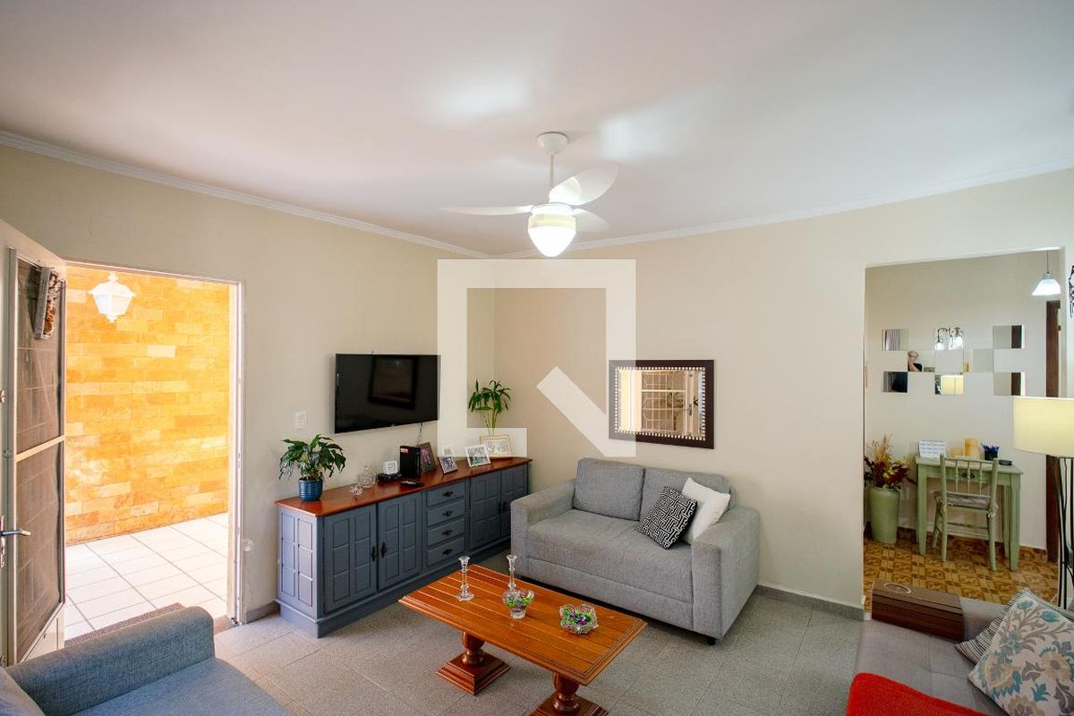 Casa, 3 quartos, 200 m² - Foto 3