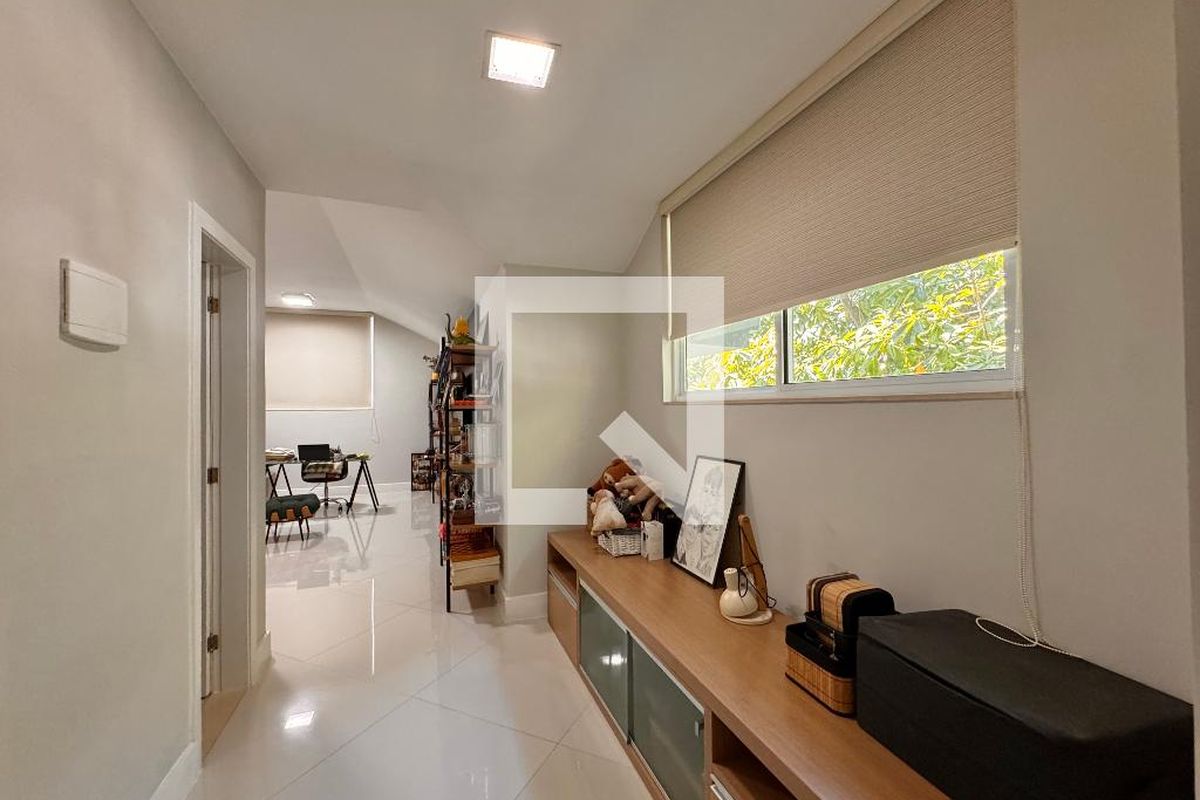 Casa, 4 quartos, 340 m² - Foto 28