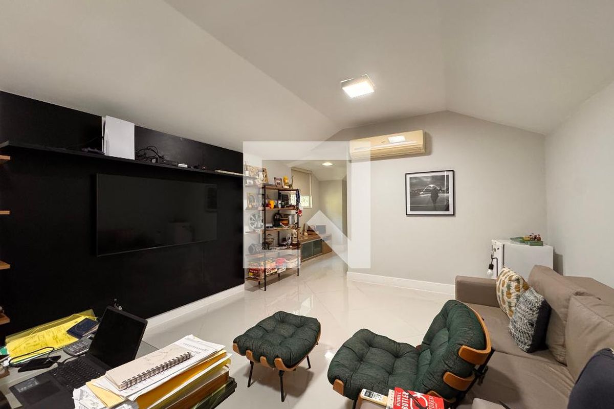 Casa, 4 quartos, 340 m² - Foto 44