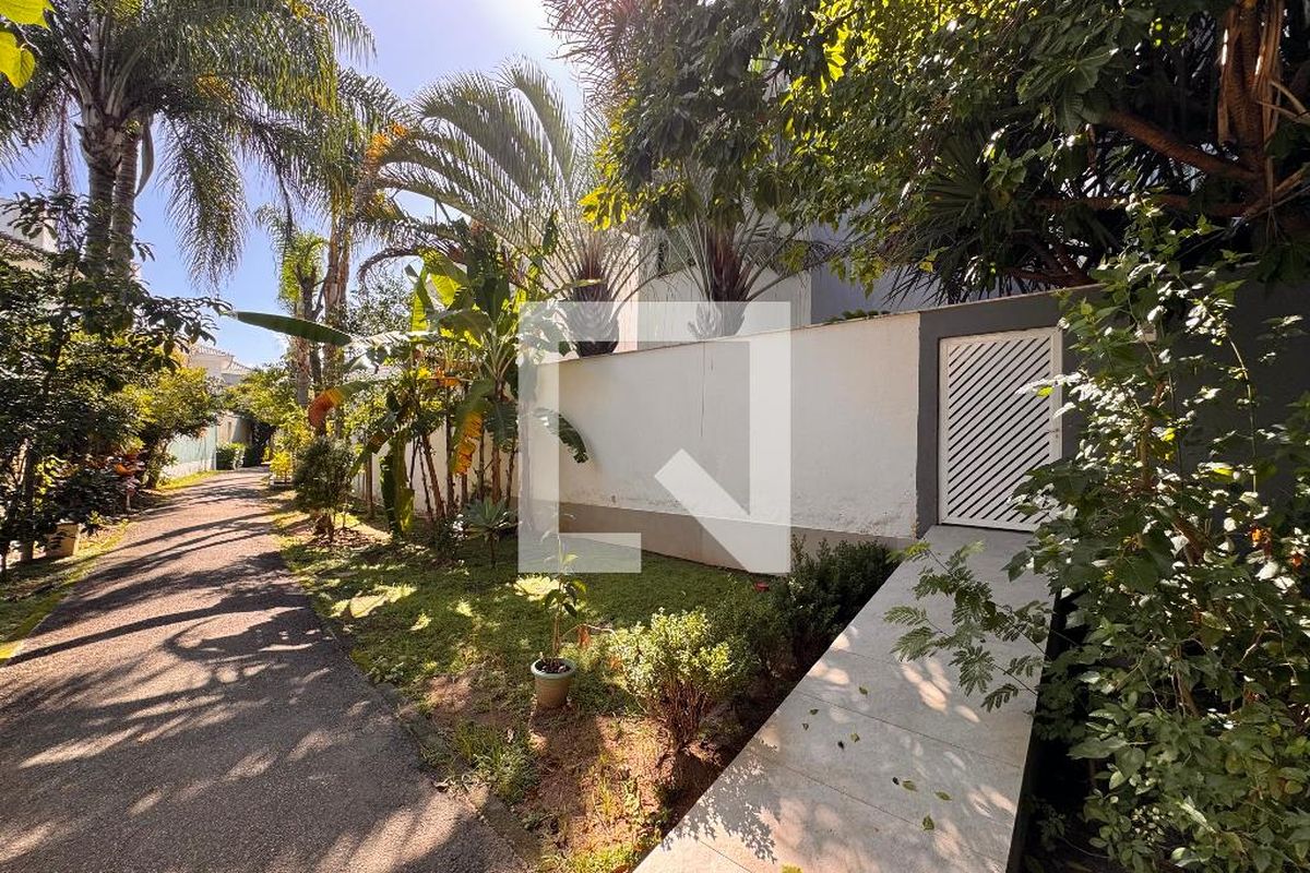 Casa, 4 quartos, 340 m² - Foto 60