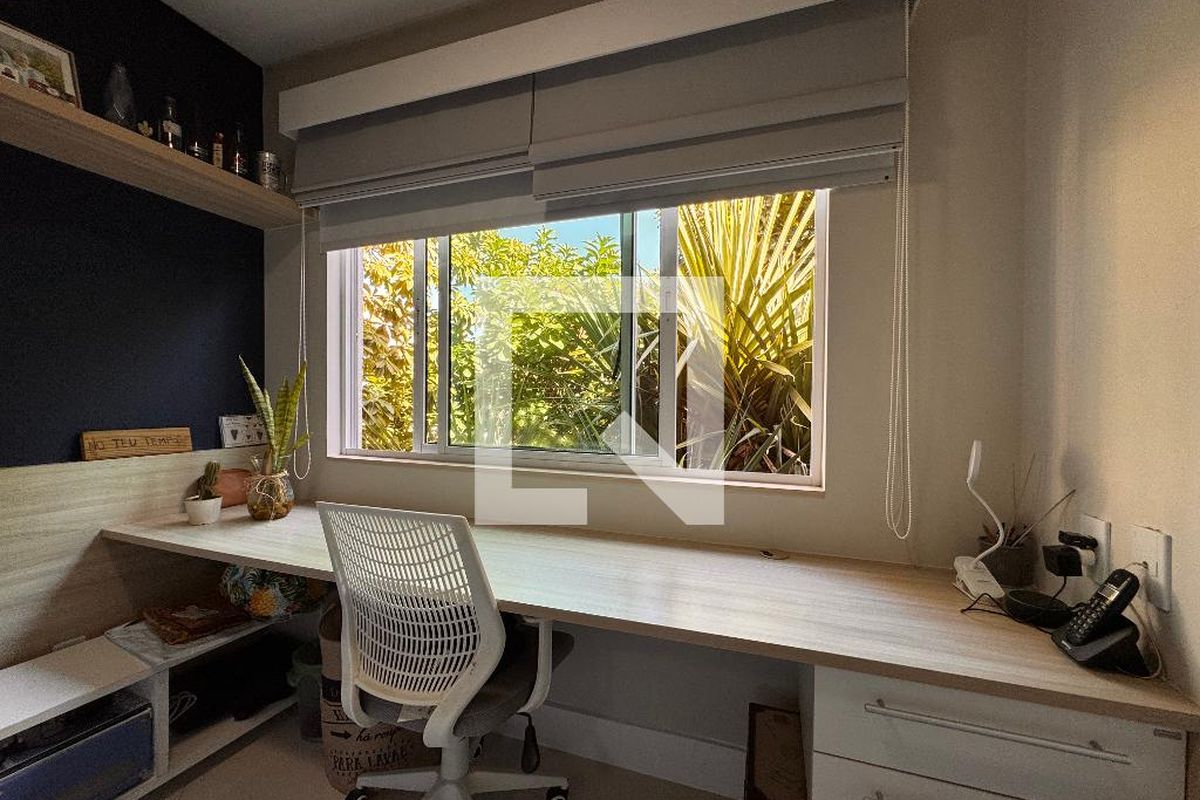 Casa, 4 quartos, 340 m² - Foto 16