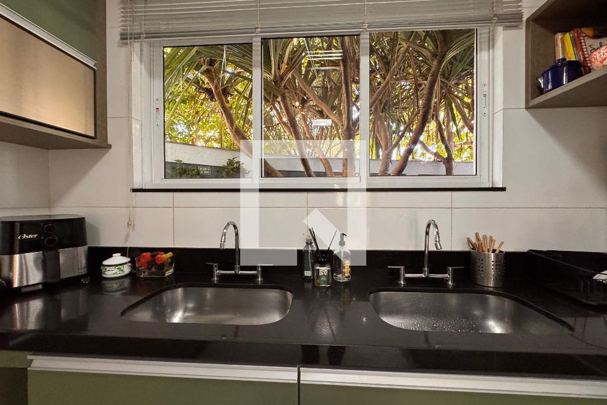 Casa, 4 quartos, 340 m² - Foto 52