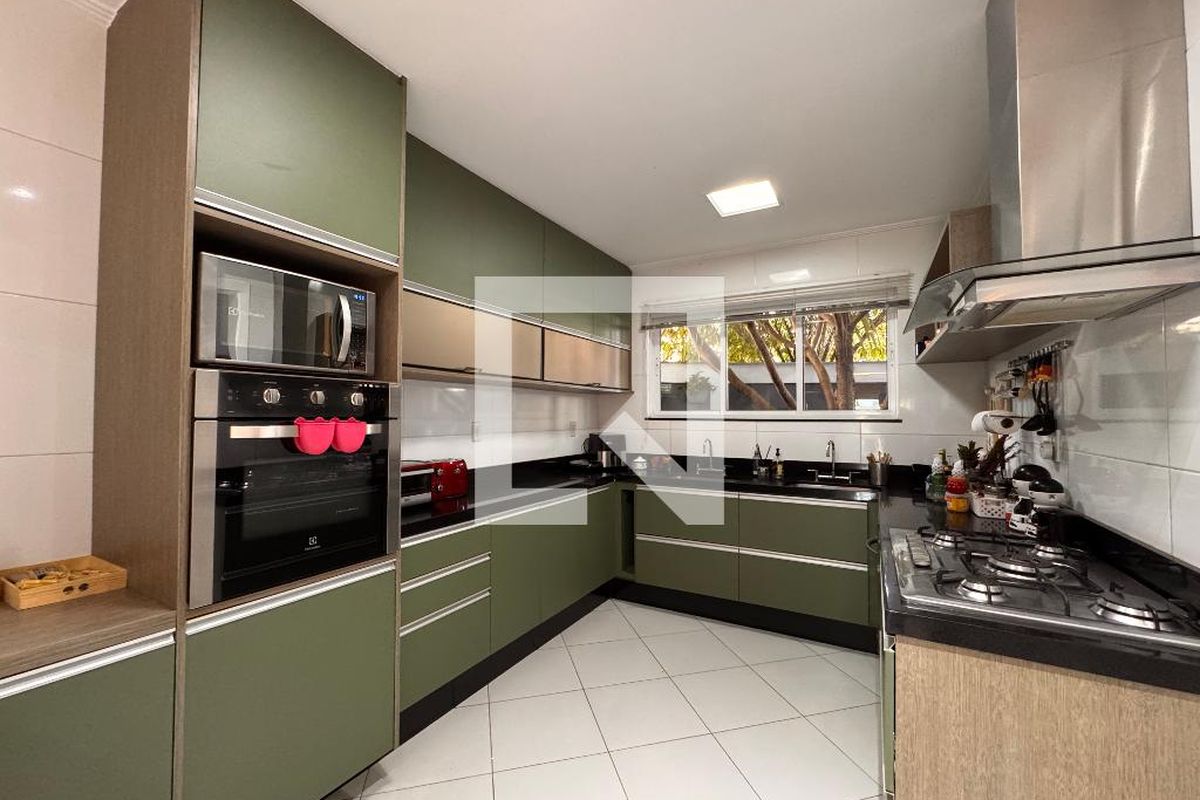 Casa, 4 quartos, 340 m² - Foto 51