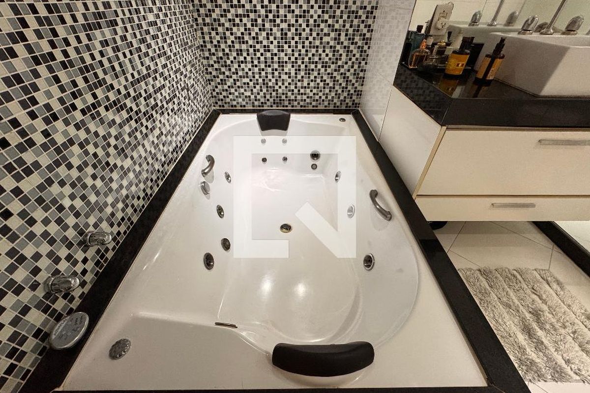Casa, 4 quartos, 340 m² - Foto 36