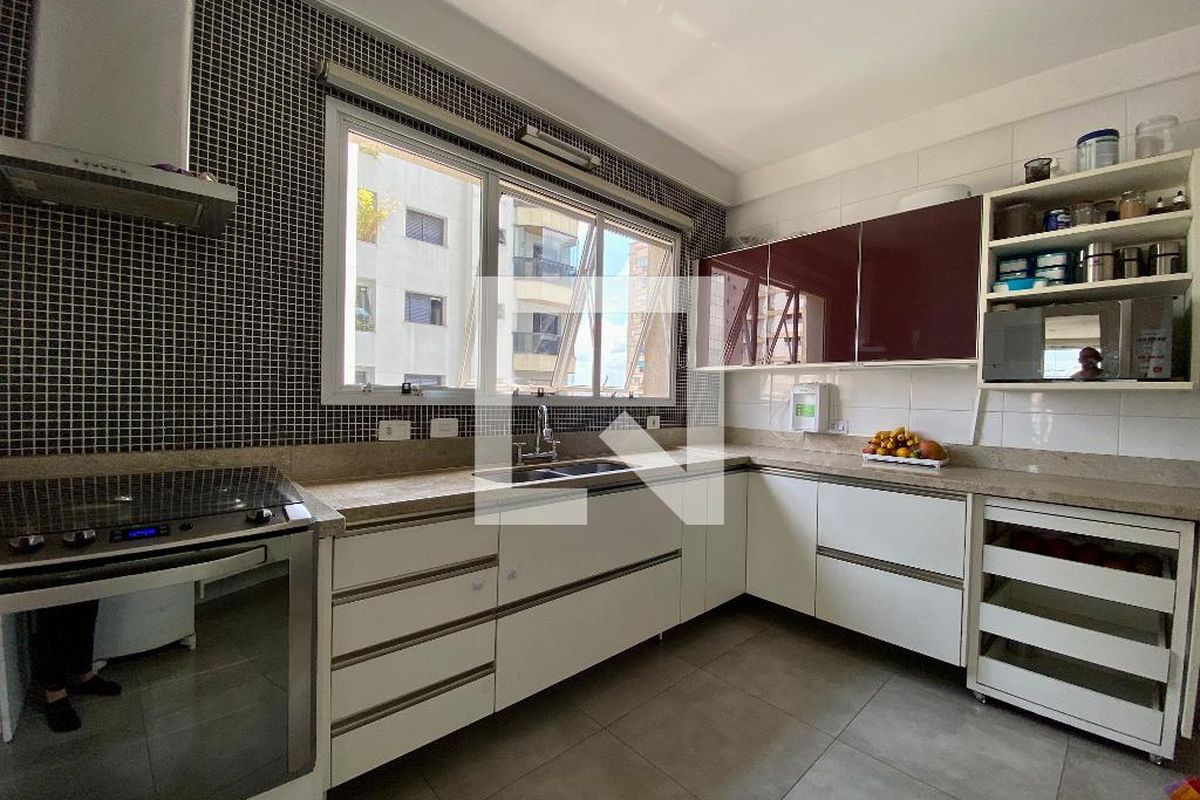 Apartamento, 4 quartos, 245 m² - Foto 49