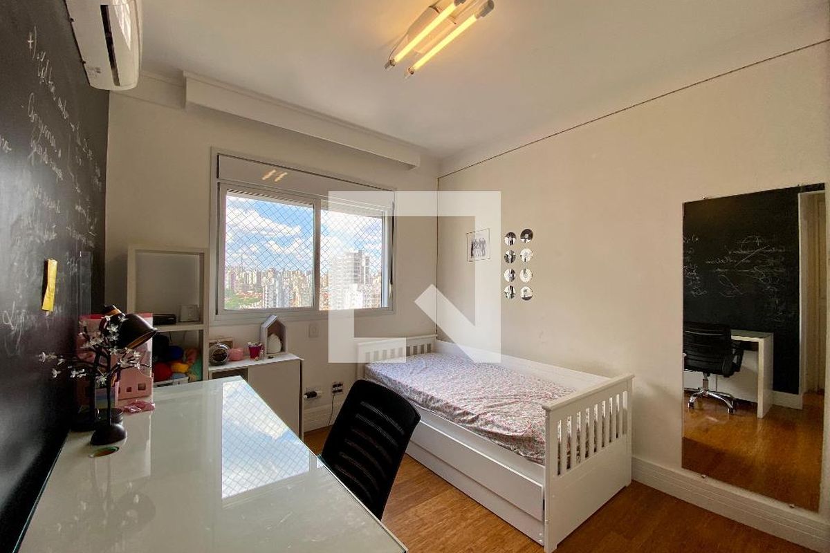 Apartamento, 4 quartos, 245 m² - Foto 23