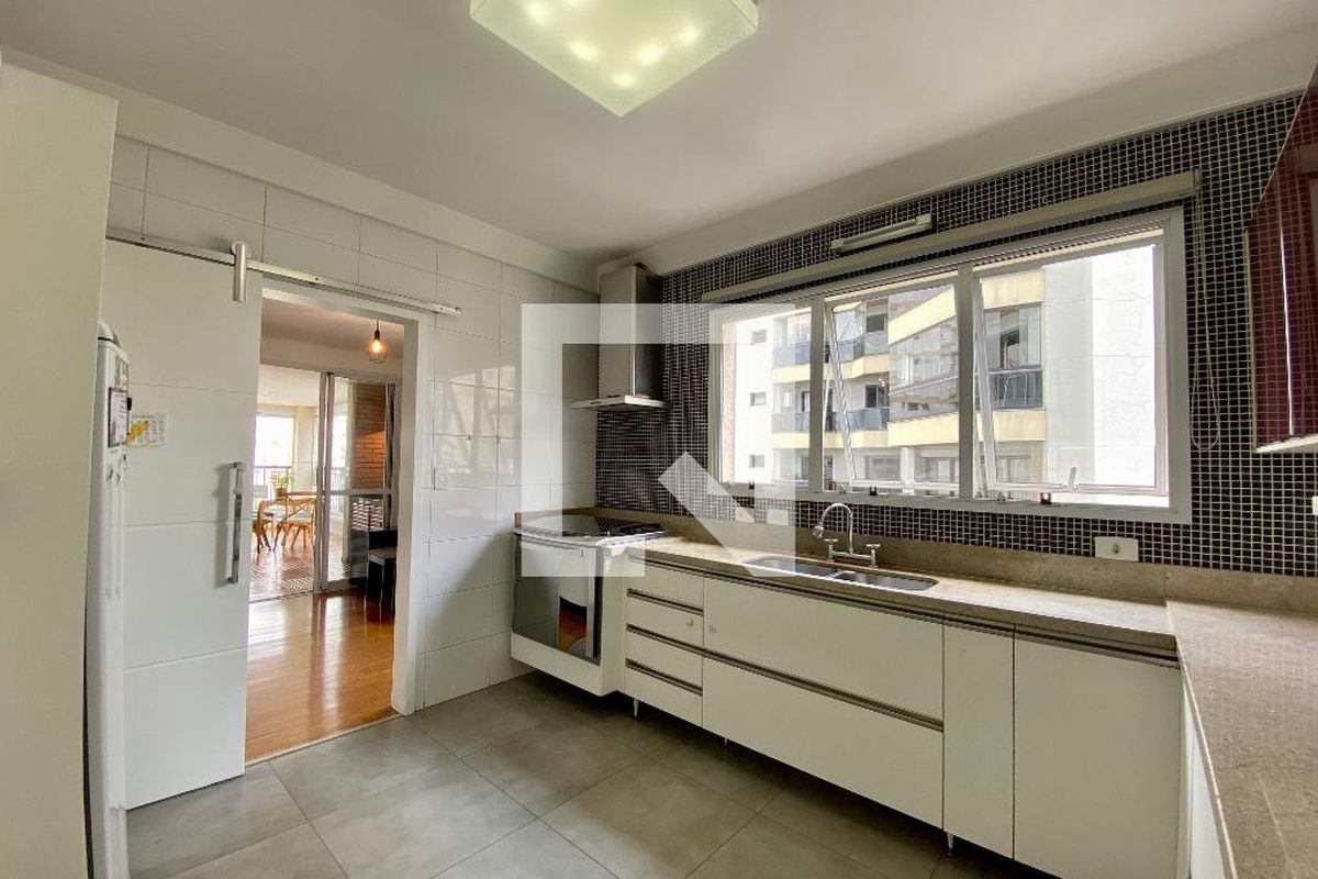 Apartamento, 4 quartos, 245 m² - Foto 47