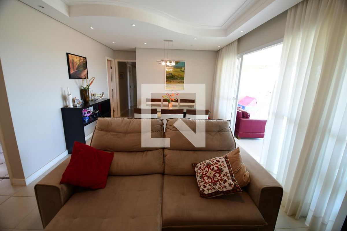 Apartamento à Venda - Lot. Alphaville Campinas, 4 Quartos,  137 m2 em , Campinas - sp | SoloBR