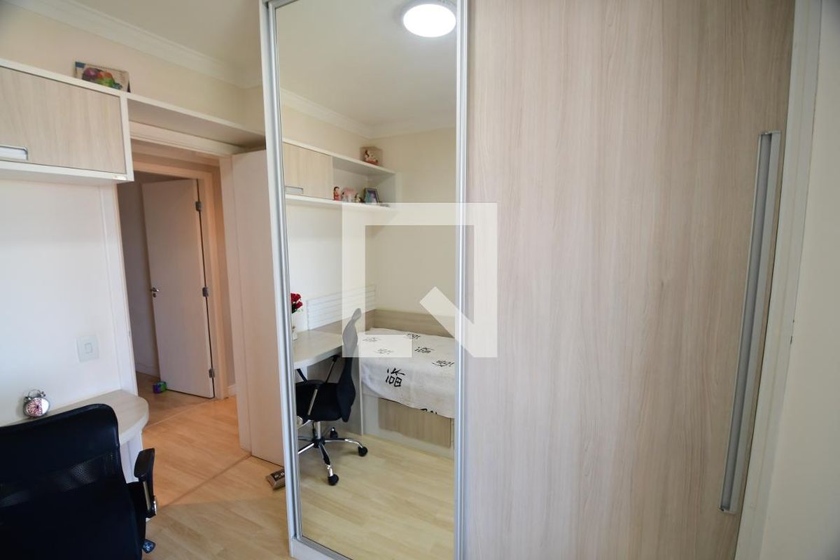 Apartamento à Venda - Lot. Alphaville Campinas, 4 Quartos,  137 m2 em , Campinas - sp | SoloBR