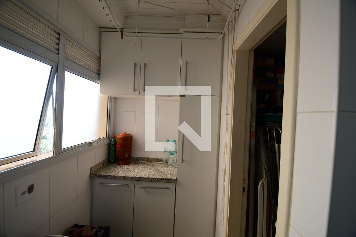 Apartamento à Venda - Lot. Alphaville Campinas, 4 Quartos,  137 m2 em , Campinas - sp | SoloBR
