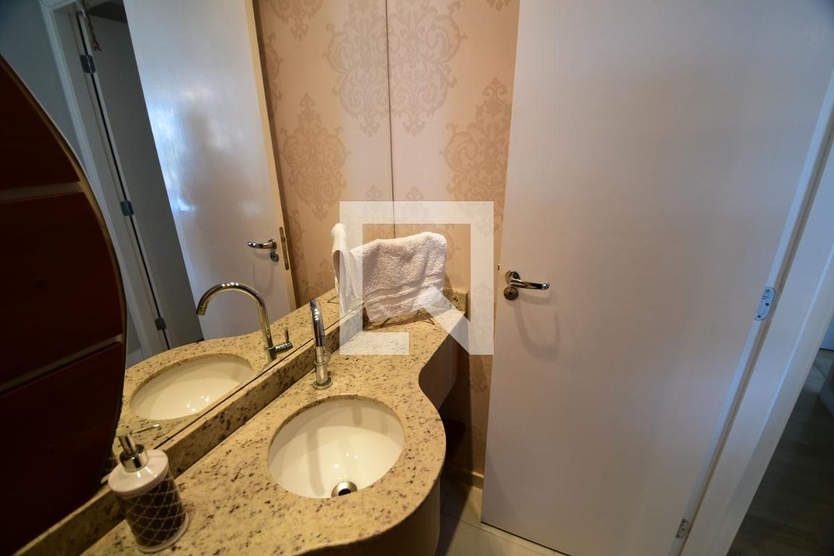 Apartamento à Venda - Lot. Alphaville Campinas, 4 Quartos,  137 m2 em , Campinas - sp | SoloBR