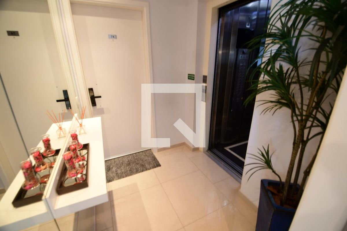 Apartamento à Venda - Lot. Alphaville Campinas, 4 Quartos,  137 m2 em , Campinas - sp | SoloBR