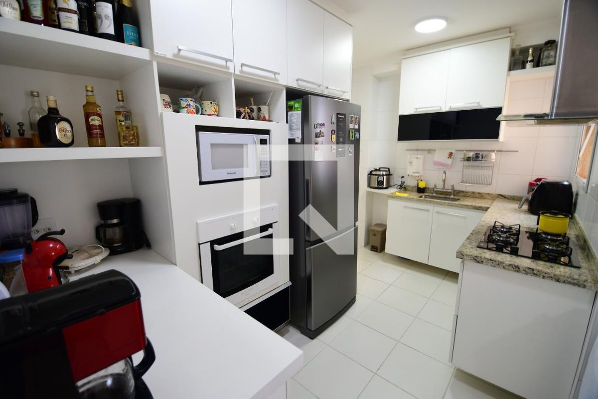 Apartamento à Venda - Lot. Alphaville Campinas, 4 Quartos,  137 m2 em , Campinas - sp | SoloBR