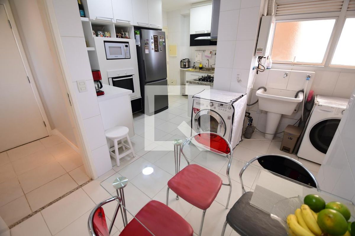 Apartamento à Venda - Lot. Alphaville Campinas, 4 Quartos,  137 m2 em , Campinas - sp | SoloBR