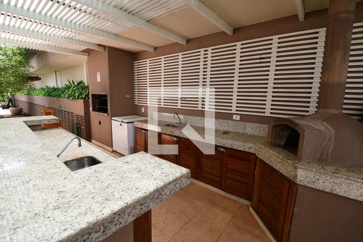 Apartamento à Venda - Lot. Alphaville Campinas, 4 Quartos,  137 m2 em , Campinas - sp | SoloBR