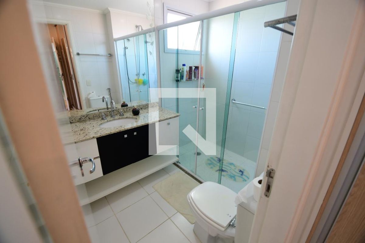 Apartamento à Venda - Lot. Alphaville Campinas, 4 Quartos,  137 m2 em , Campinas - sp | SoloBR