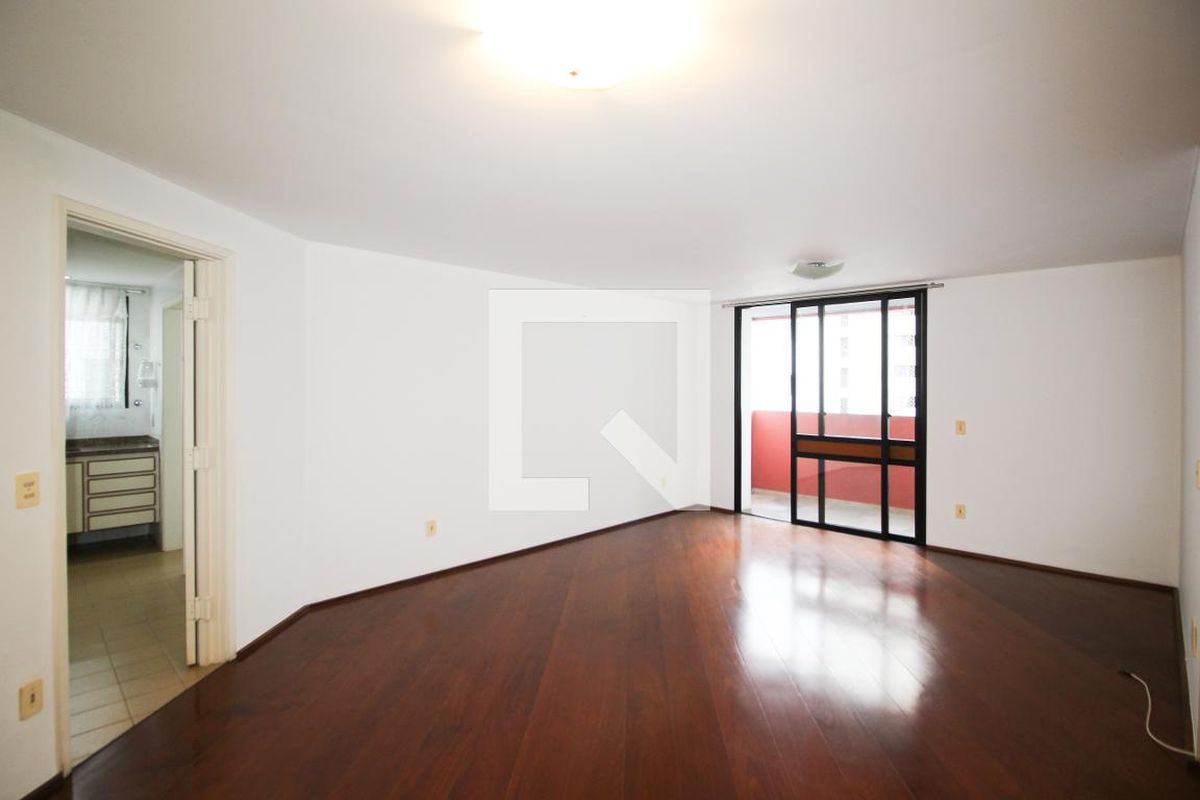 Apartamento, 3 quartos, 120 m² - Foto 2