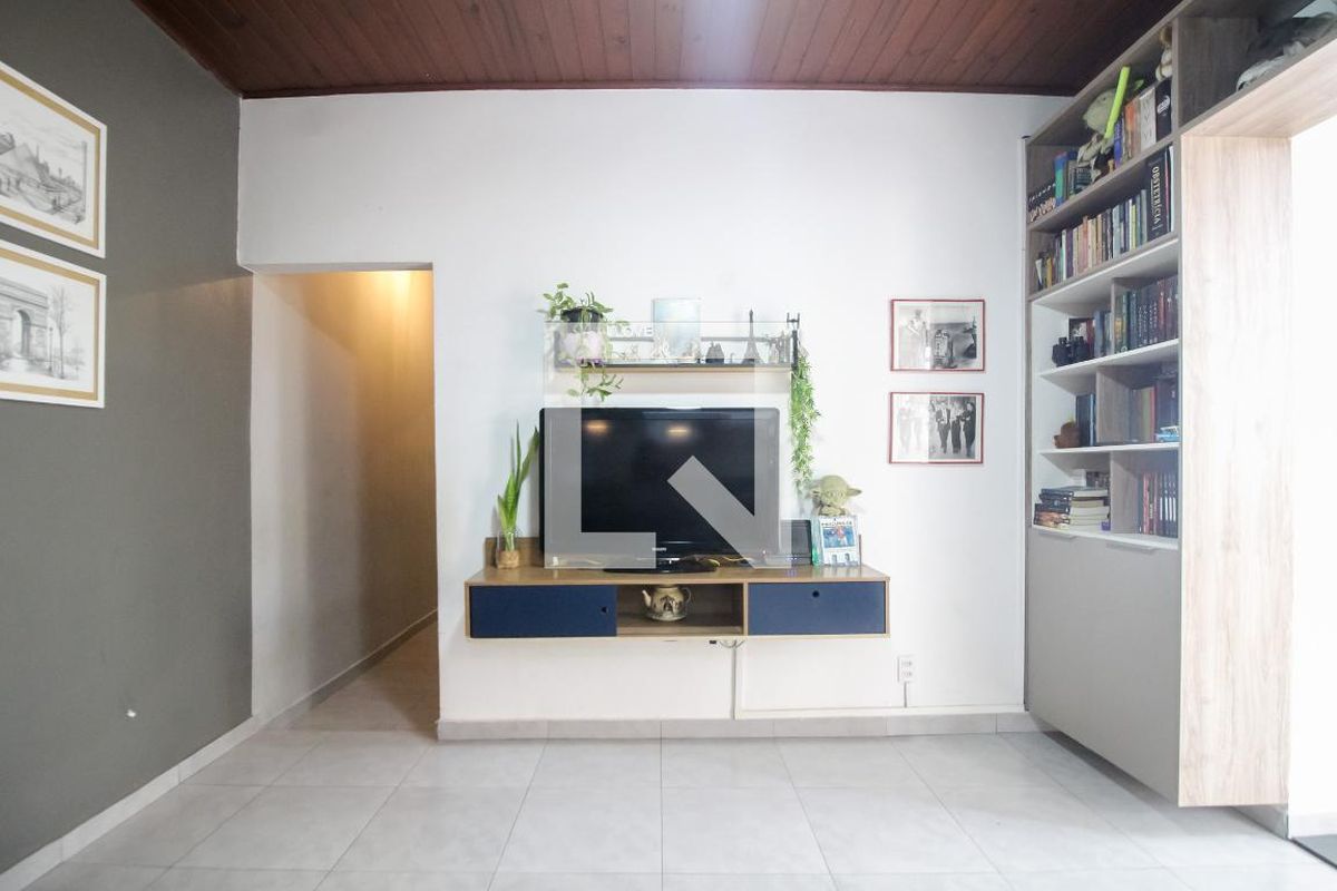 Casa, 6 quartos, 300 m² - Foto 4
