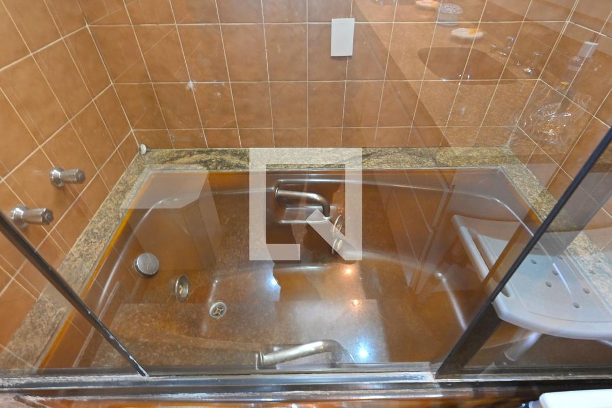 Apartamento, 4 quartos, 220 m² - Foto 27