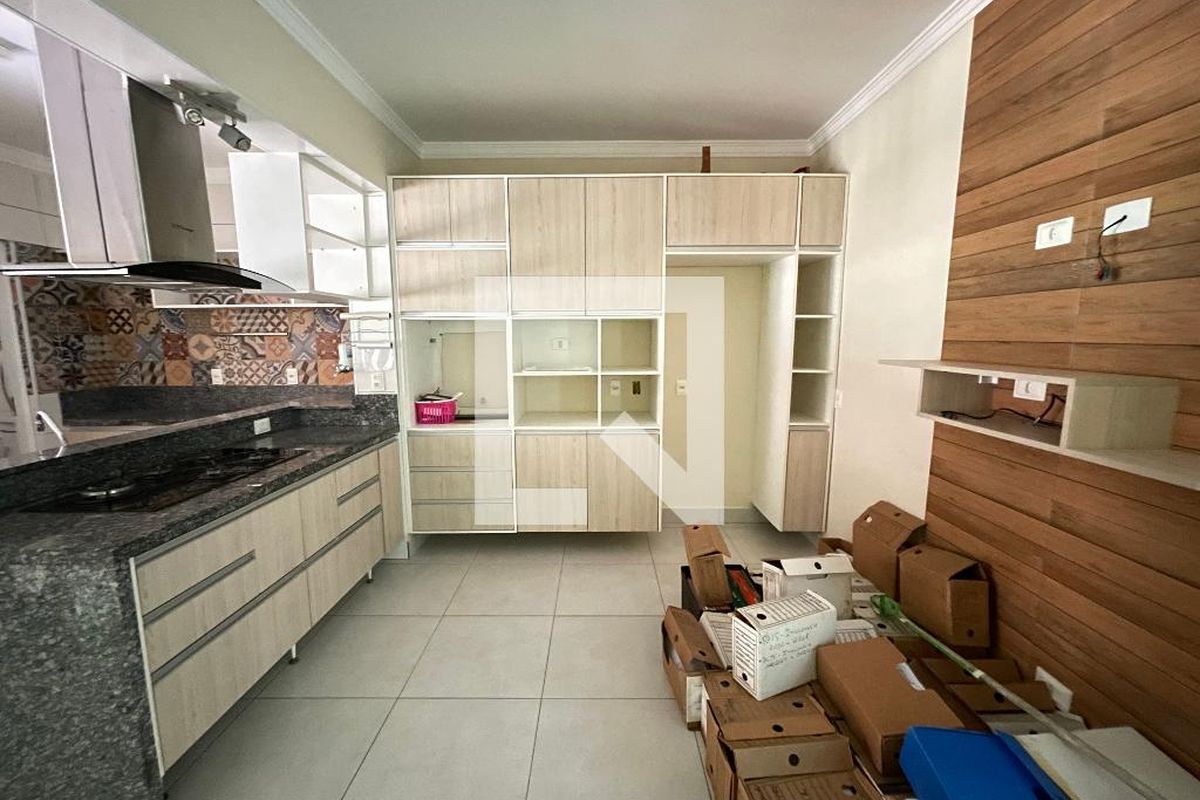Casa, 4 quartos, 227 m² - Foto 45