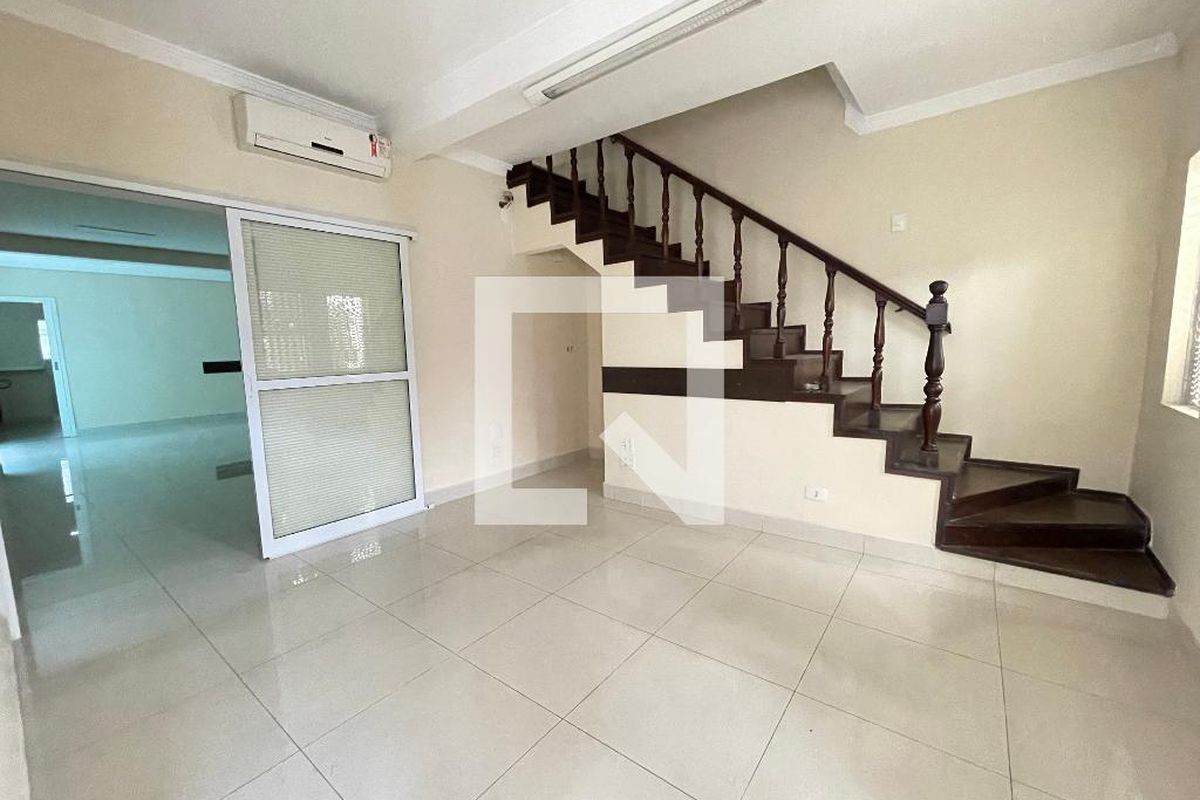 Casa, 4 quartos, 227 m² - Foto 1