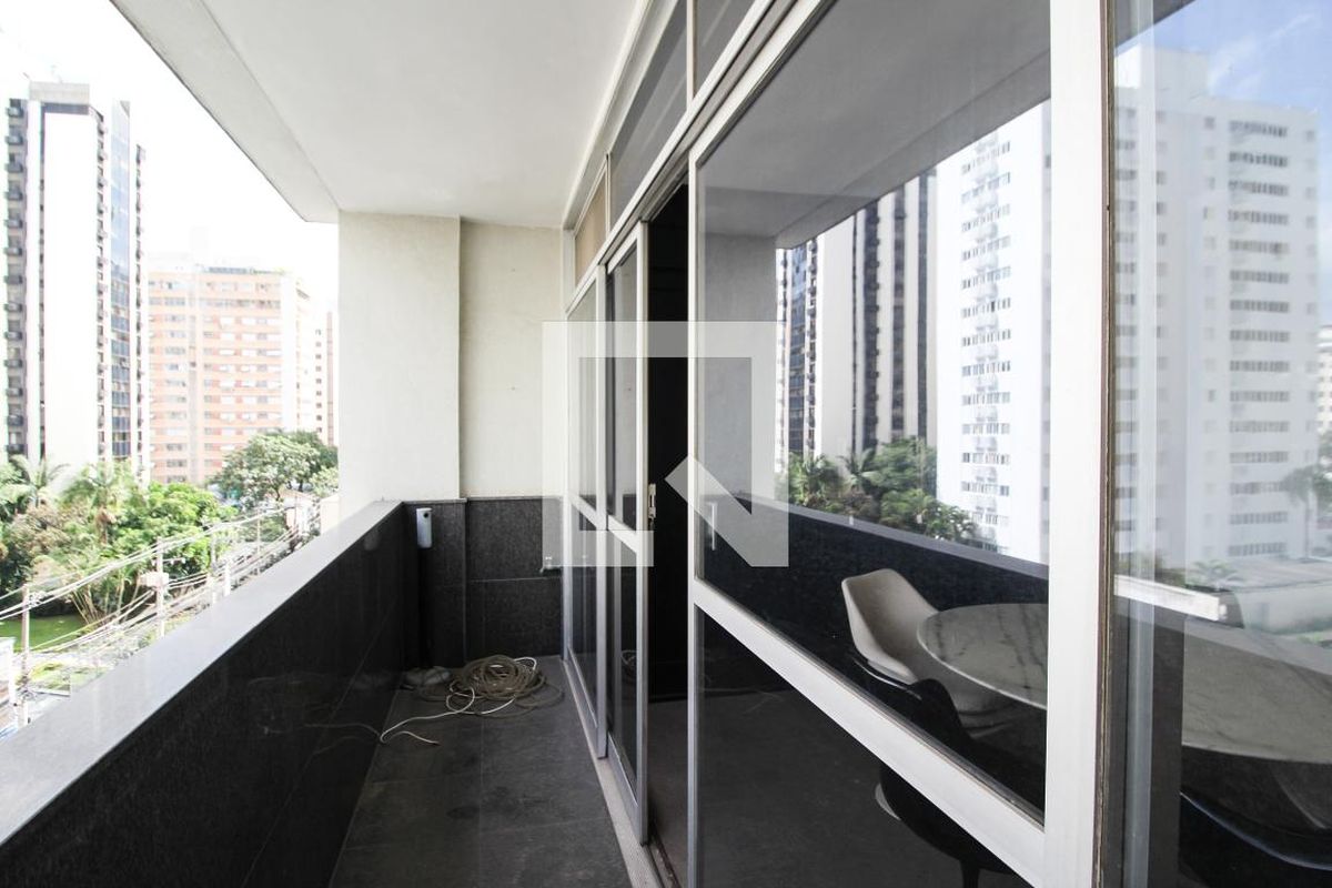 Apartamento, 4 quartos, 227 m² - Foto 9