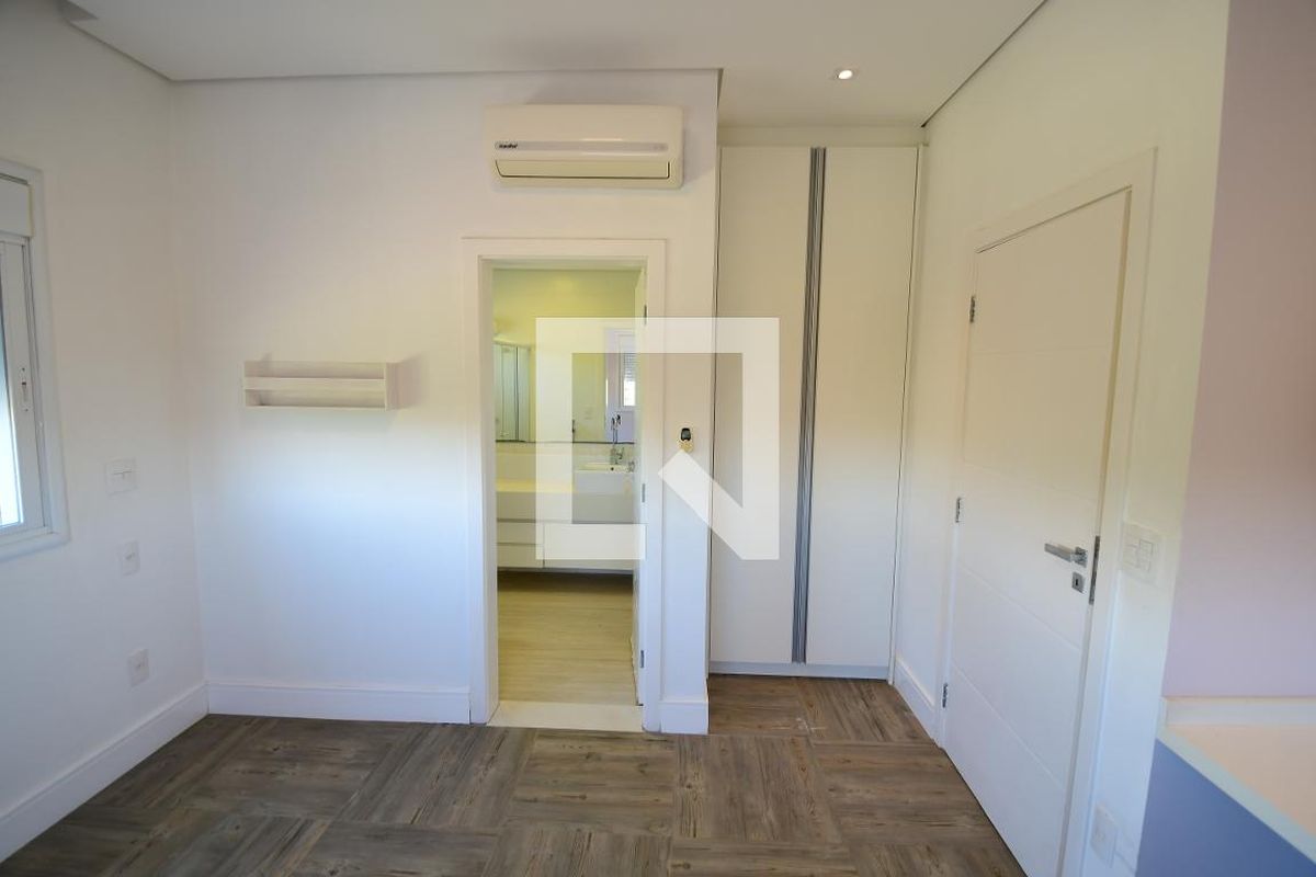 Casa à Venda - Res. Parque dos Alecrins, 3 Quartos,  310 m2 em , Campinas - sp | SoloBR