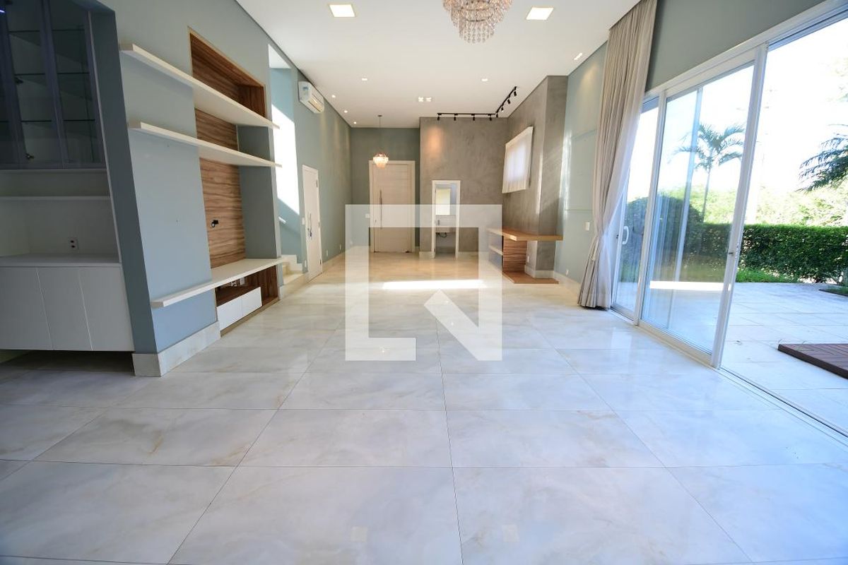 Casa à Venda - Res. Parque dos Alecrins, 3 Quartos,  310 m2 em , Campinas - sp | SoloBR