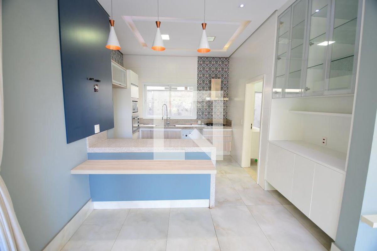 Casa à Venda - Res. Parque dos Alecrins, 3 Quartos,  310 m2 em , Campinas - sp | SoloBR