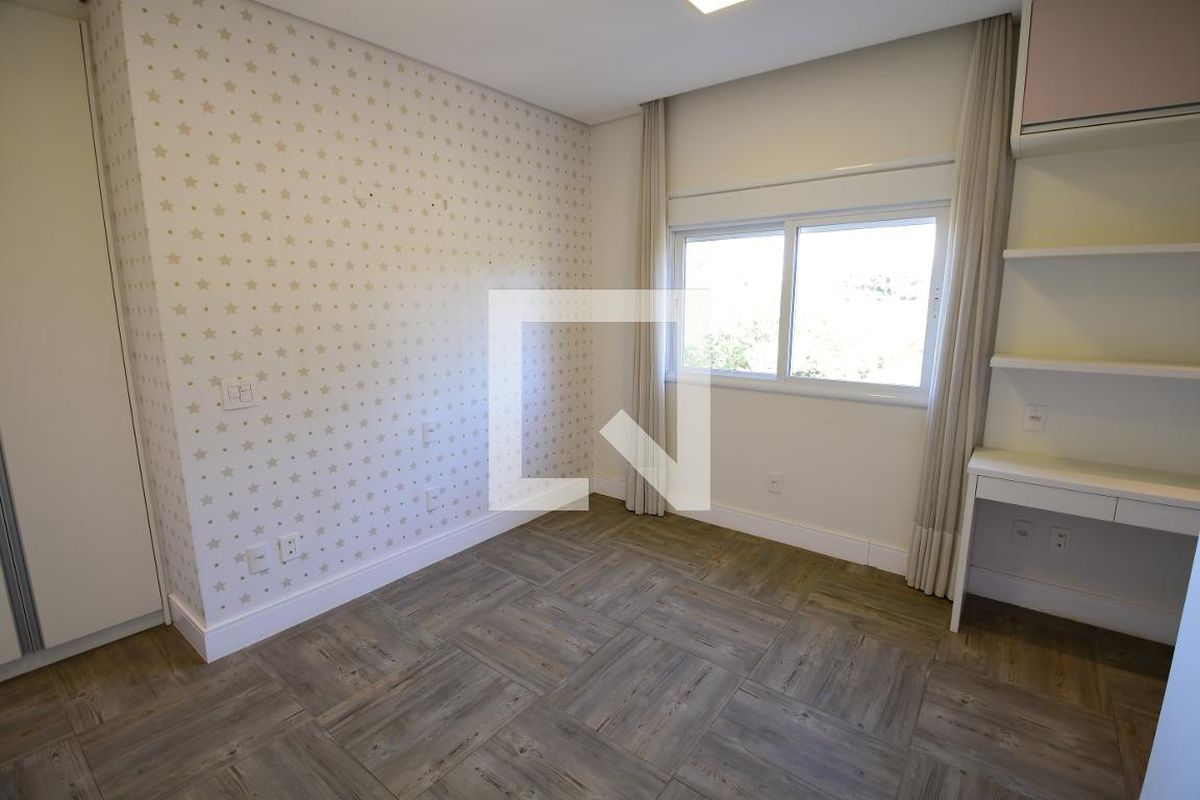 Casa à Venda - Res. Parque dos Alecrins, 3 Quartos,  310 m2 em , Campinas - sp | SoloBR