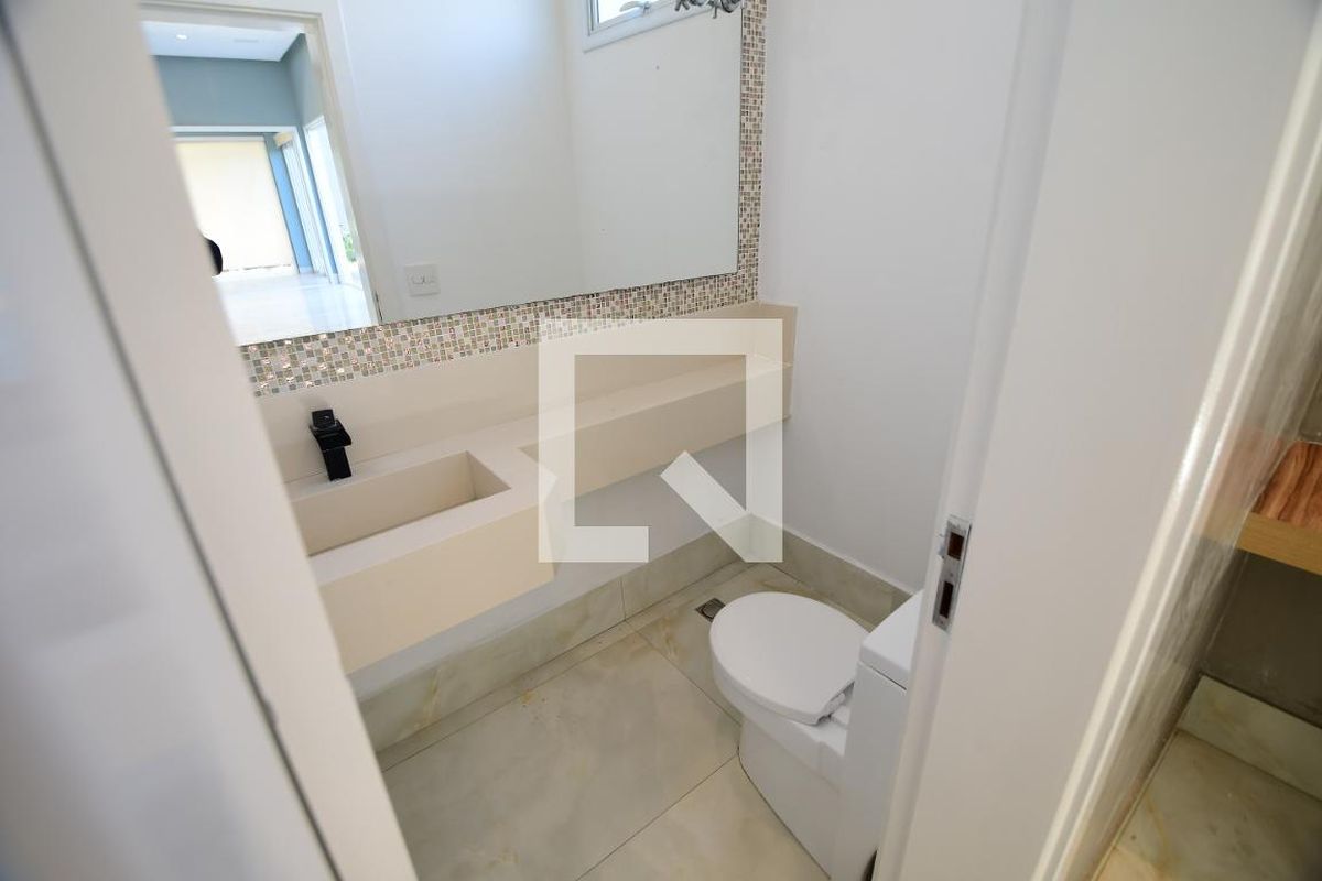 Casa à Venda - Res. Parque dos Alecrins, 3 Quartos,  310 m2 em , Campinas - sp | SoloBR