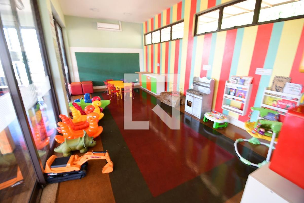 Casa à Venda - Res. Parque dos Alecrins, 3 Quartos,  310 m2 em , Campinas - sp | SoloBR