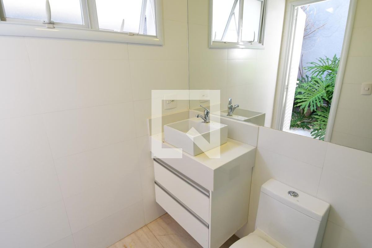 Casa à Venda - Res. Parque dos Alecrins, 3 Quartos,  310 m2 em , Campinas - sp | SoloBR