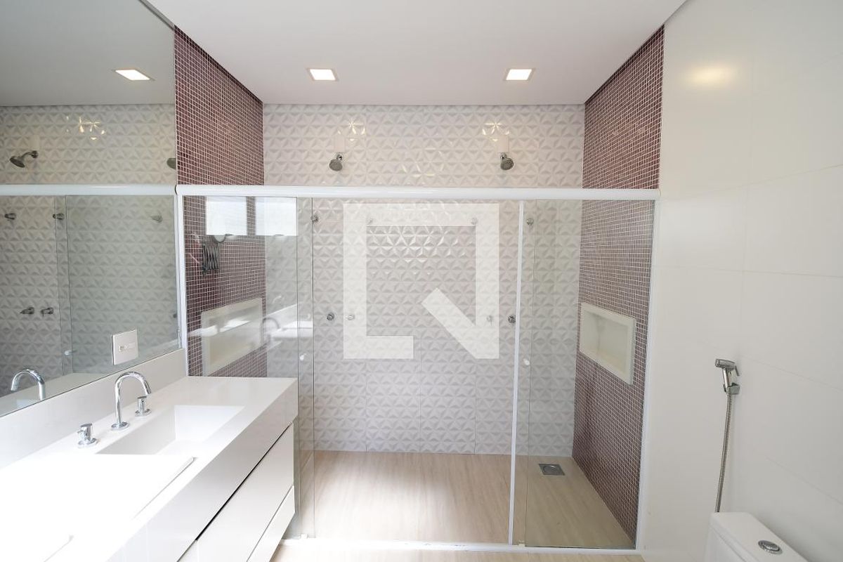 Casa à Venda - Res. Parque dos Alecrins, 3 Quartos,  310 m2 em , Campinas - sp | SoloBR