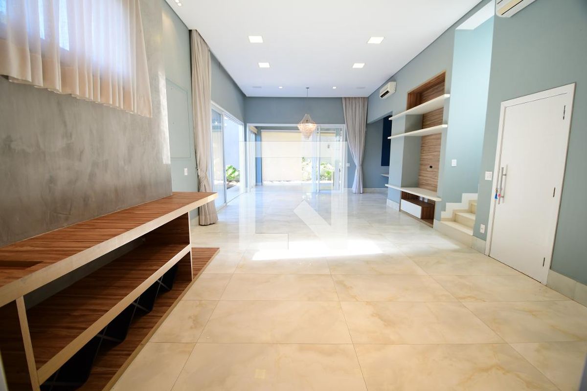 Casa à Venda - Res. Parque dos Alecrins, 3 Quartos,  310 m2 em , Campinas - sp | SoloBR