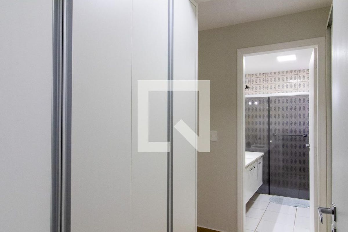 Apartamento à Venda - Cambuí, 5 Quartos,  193 m2 em , Campinas - sp | SoloBR