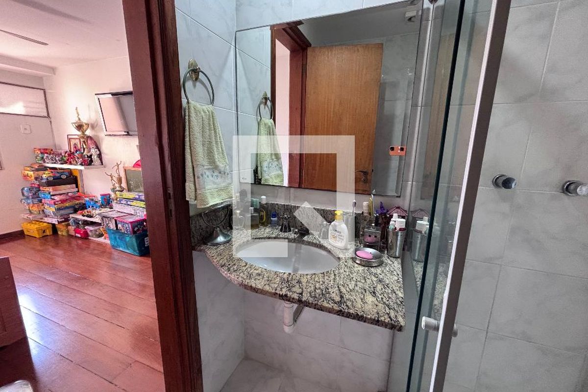 Cobertura, 3 quartos, 221 m² - Foto 37