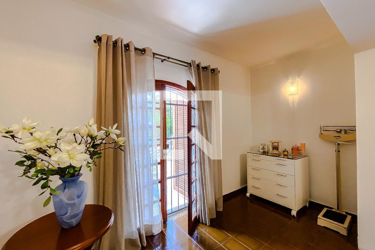 Casa, 3 quartos, 332 m² - Foto 23